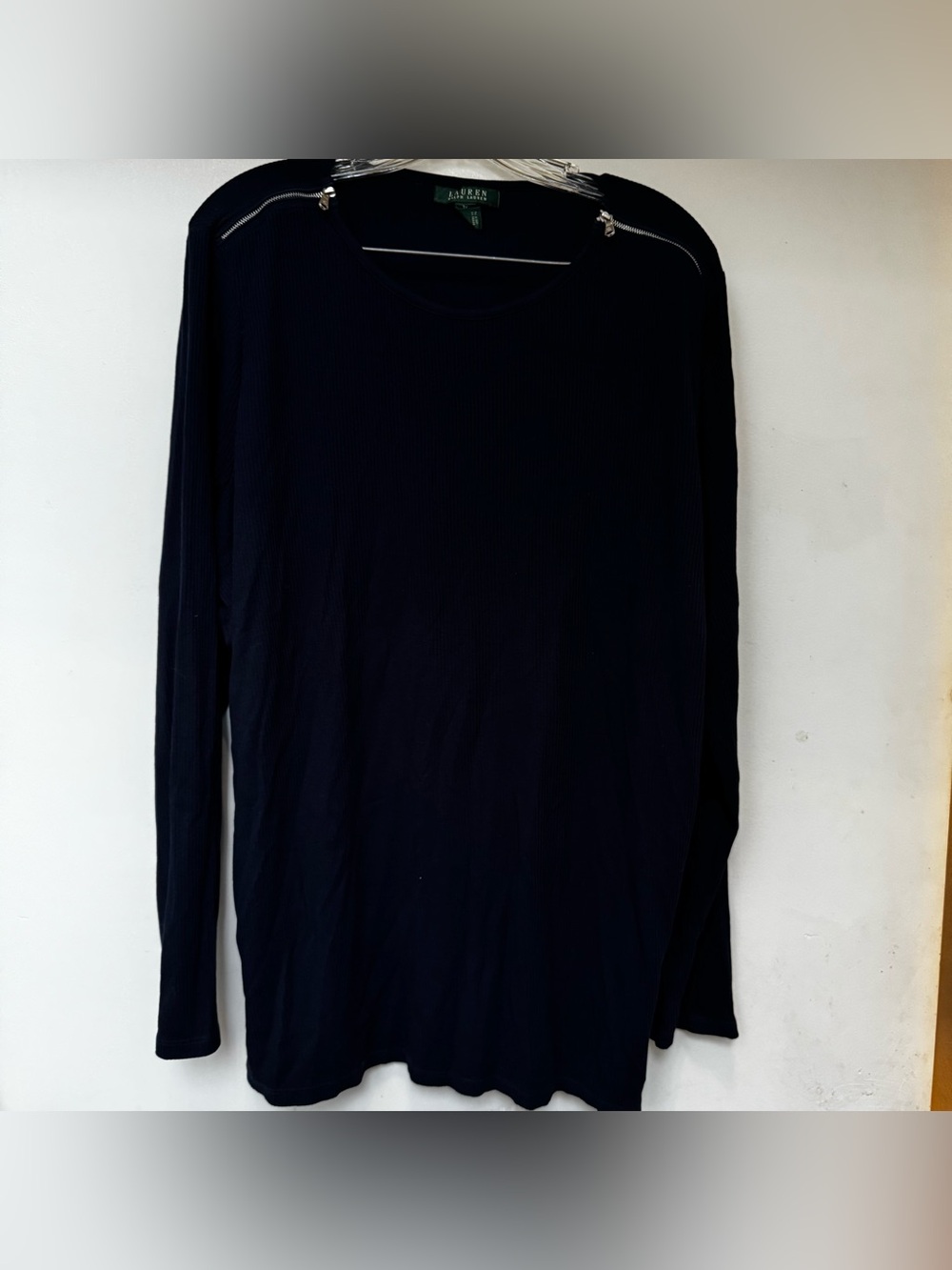 Lauren Ralph Lauren Women’s Long-Sleeve Black Crewneck T-Shirt